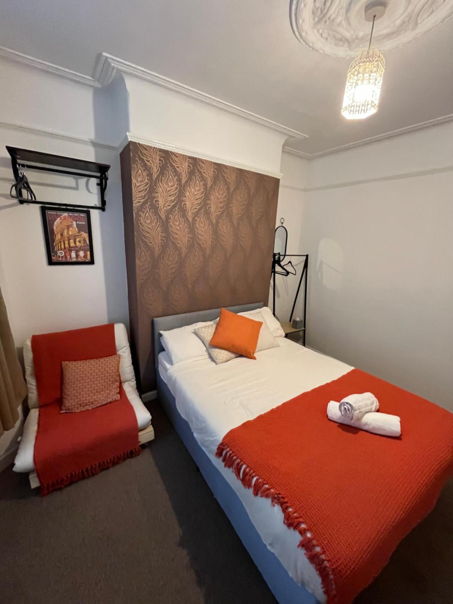 Rooms Anfield- 5 Mins From Lfc Liverpool Bagian luar foto